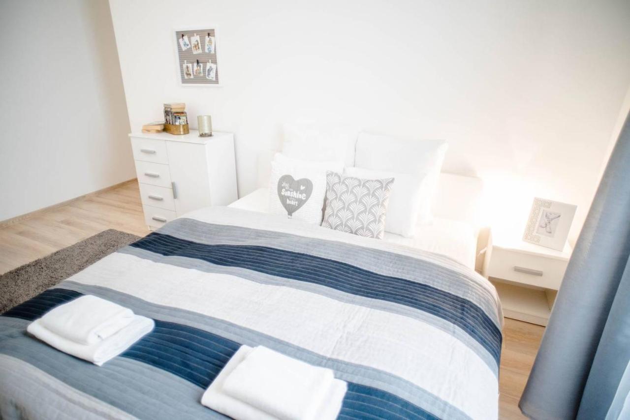 Comfy, Renewed 3 Bedroom Apt In Center 布达佩斯 外观 照片